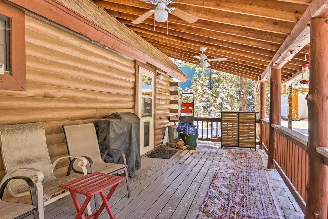 Rustic Duck Creek Village Cabin With Fire Pit! Esterno foto